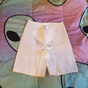 Vintage garter shorts lingerie intimates floral